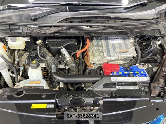 Nissan SERENA 2018-06 8101779-18