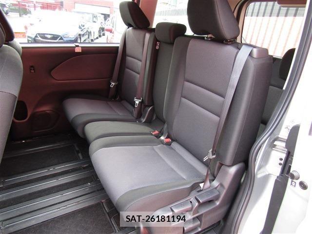 Nissan SERENA 2021-03 8101789-24