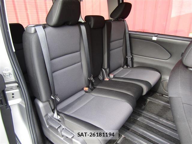 Nissan SERENA 2021-03 8101789-6