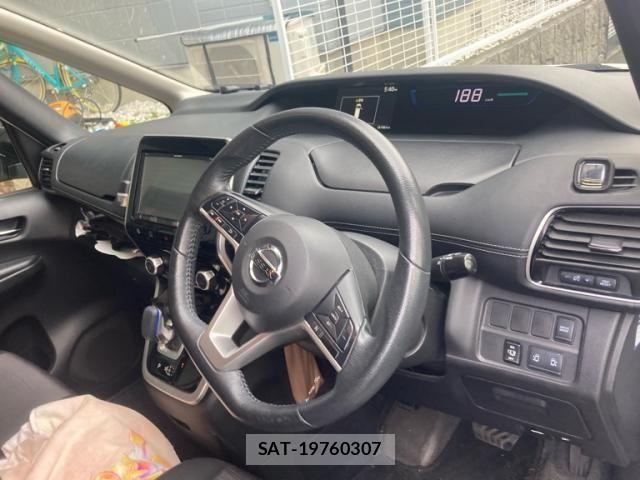 Nissan SERENA 2019-01 8101788-12