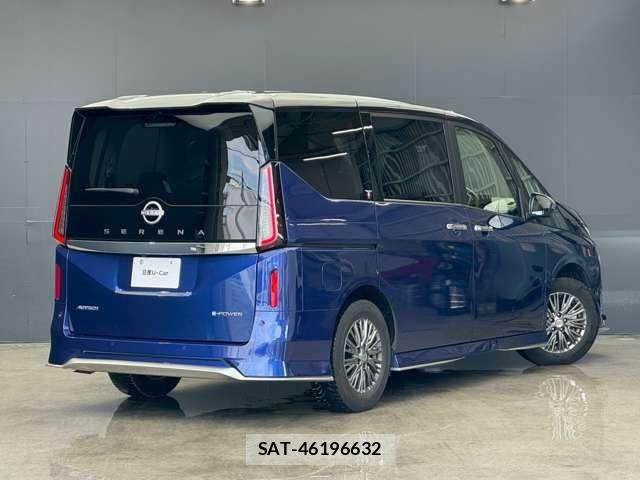 Nissan SERENA 2024-02 8101760-1