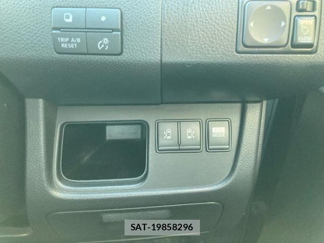 Nissan SERENA 2012-06 8101793-12