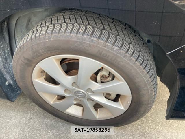 Nissan SERENA 2012-06 8101793-3