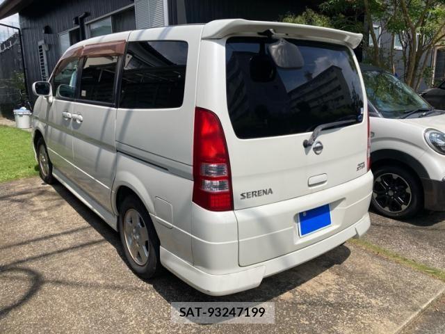 Nissan SERENA 2003-05 8101792-3
