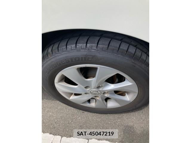 Nissan SERENA 2012-04 8101806-5