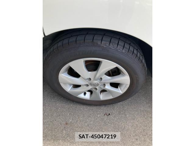 Nissan SERENA 2012-04 8101806-6