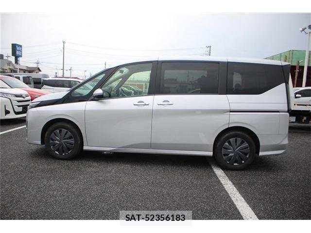 Nissan SERENA 2023-06 8101784-12