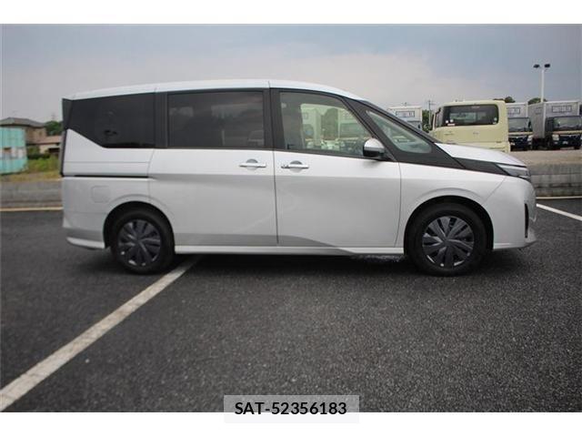 Nissan SERENA 2023-06 8101784-16