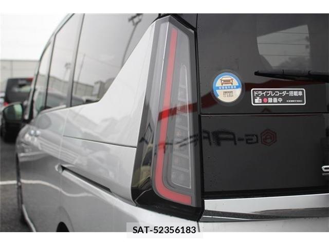 Nissan SERENA 2023-06 8101784-28