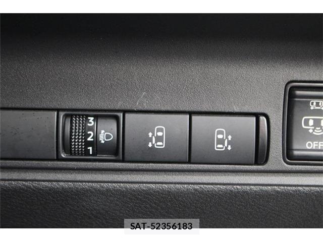 Nissan SERENA 2023-06 8101784-8