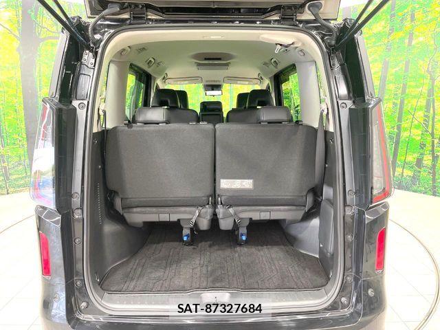 Nissan SERENA 2023-06 8101750-10