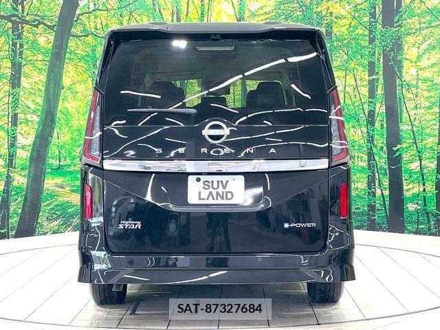 Nissan SERENA 2023-06 8101750-15