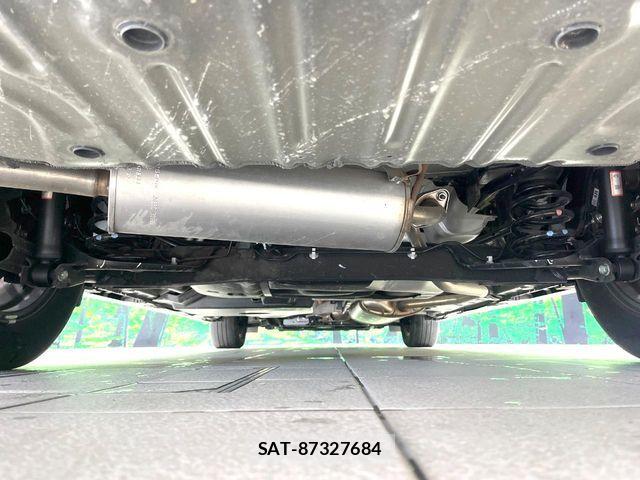 Nissan SERENA 2023-06 8101750-18