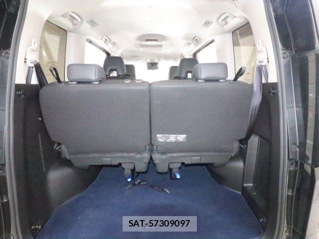 Nissan SERENA 2025-01 8101756-11