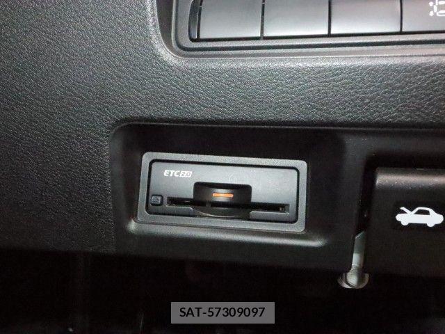 Nissan SERENA 2025-01 8101756-24