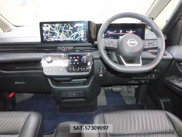 Nissan SERENA 2025-01 8101756-2