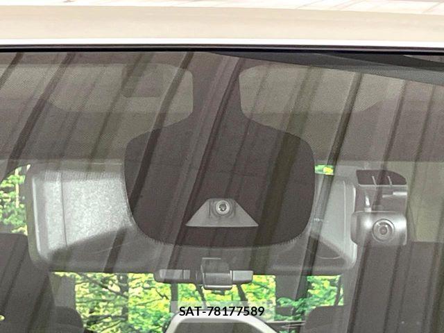 Nissan SERENA 2022-11 8101773-1