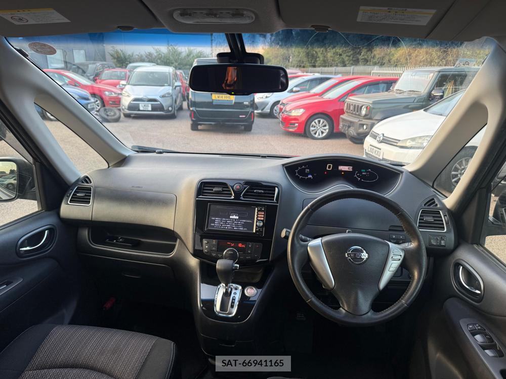 Nissan SERENA 2014-04 1287991-14