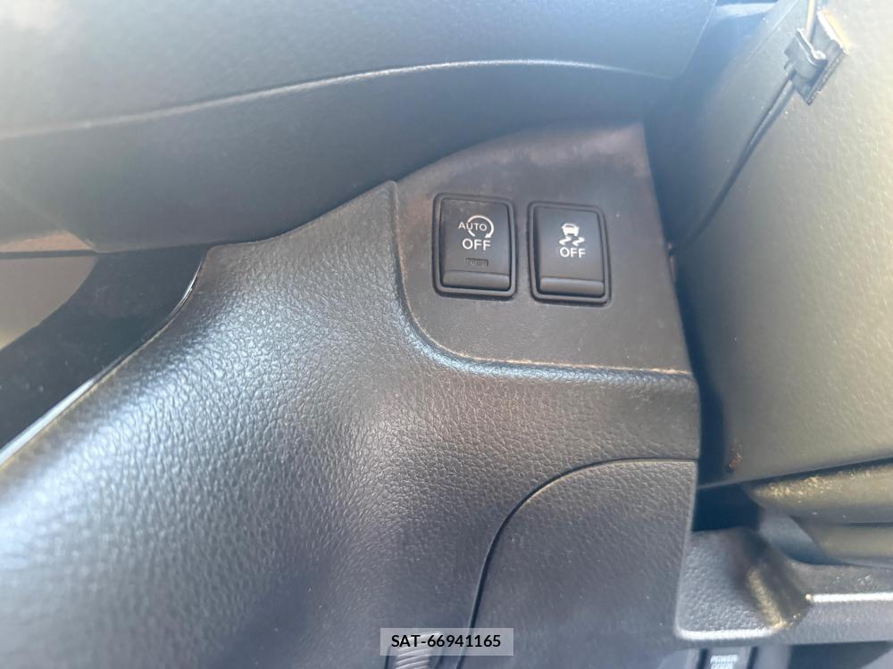 Nissan SERENA 2014-04 1287991-26