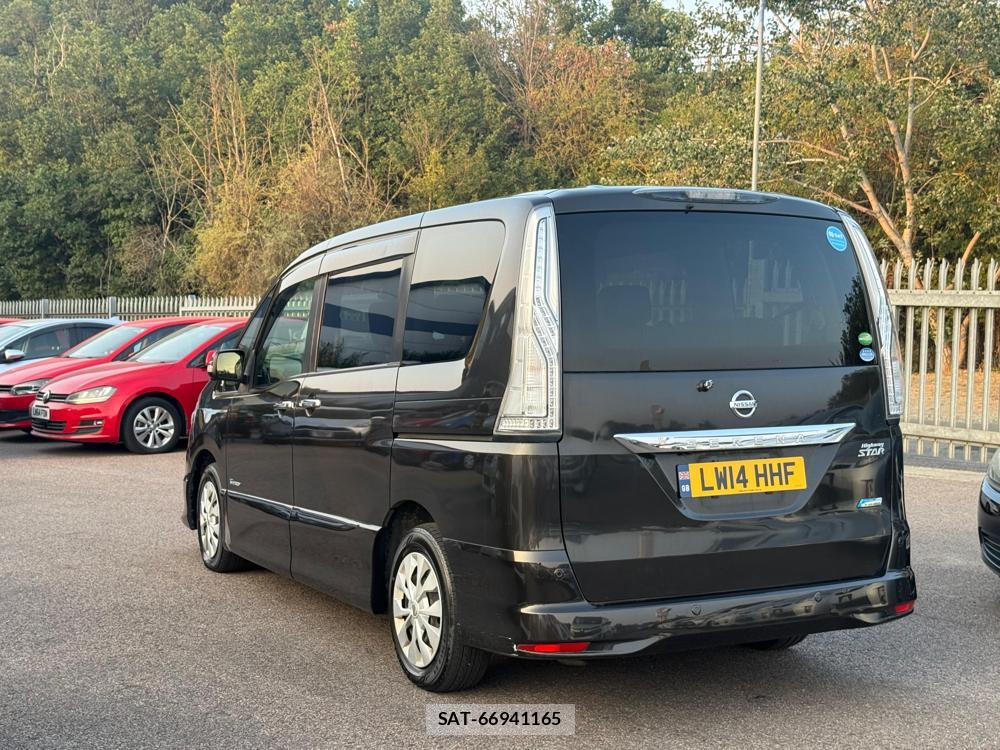 Nissan SERENA 2014-04 1287991-2