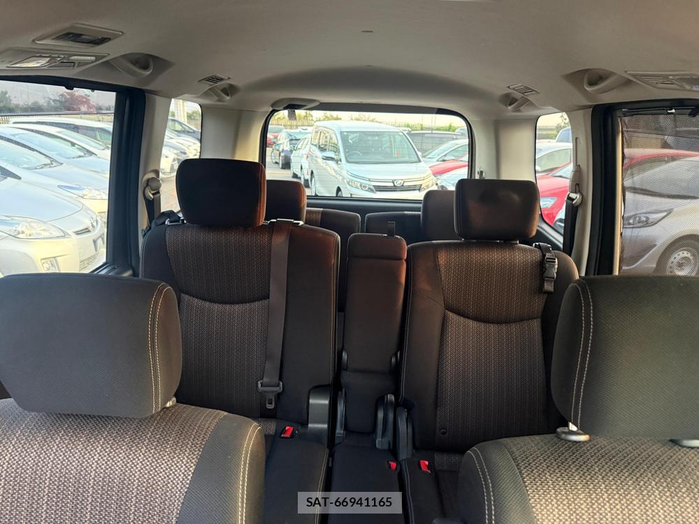 Nissan SERENA 2014-04 1287991-32