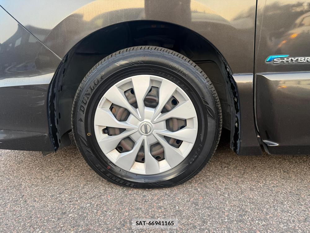 Nissan SERENA 2014-04 1287991-37