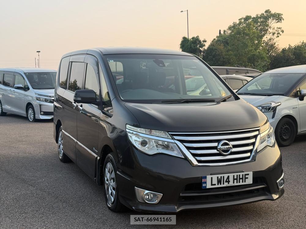 Nissan SERENA 2014-04 1287991-6