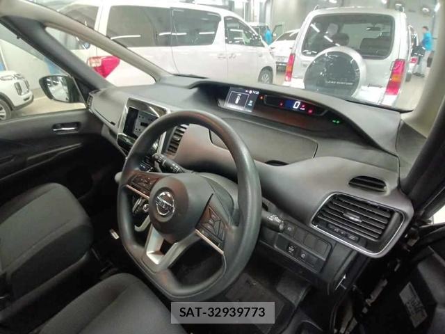 Nissan SERENA 2019-01 8107899-10