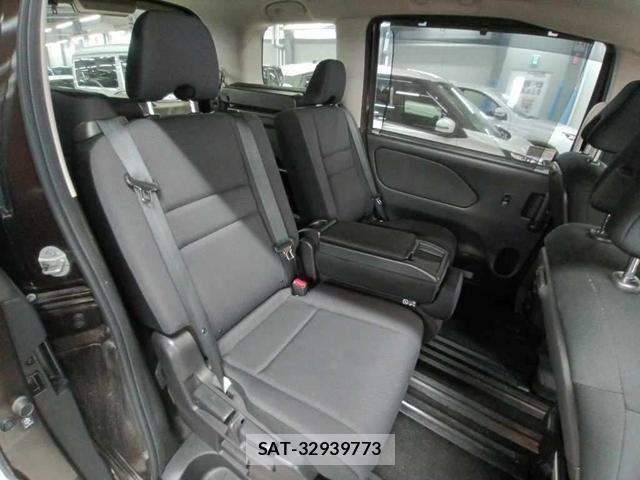 Nissan SERENA 2019-01 8107899-8