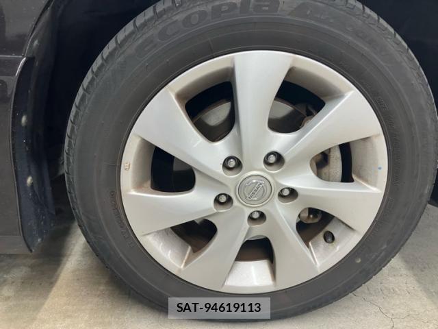 Nissan SERENA 2012-01 8132280-8