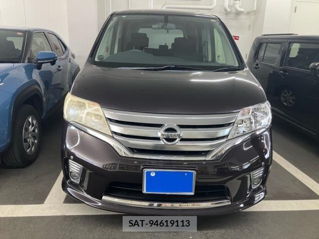 Nissan SERENA 2012-01 8132280-1