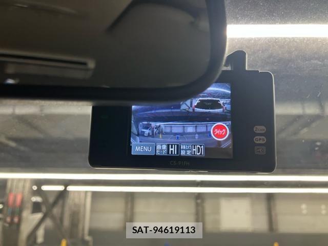 Nissan SERENA 2012-01 8132280-20