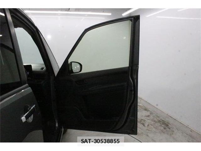 Nissan SERENA 2023-06 8132259-27