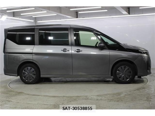 Nissan SERENA 2023-06 8132259-3