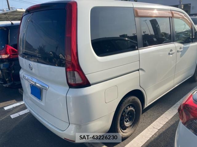 Nissan SERENA 2010-02 8132278-2