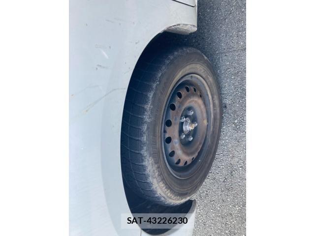 Nissan SERENA 2010-02 8132278-8