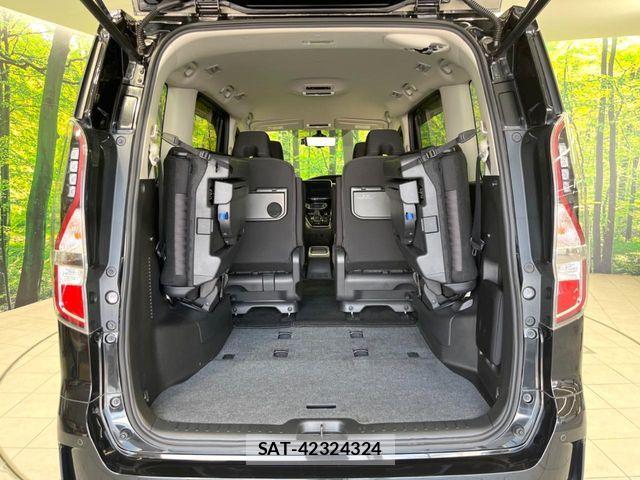 Nissan SERENA 2021-09 8132258-10
