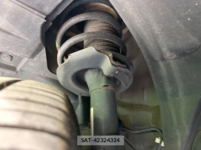 Nissan SERENA 2021-09 8132258-19