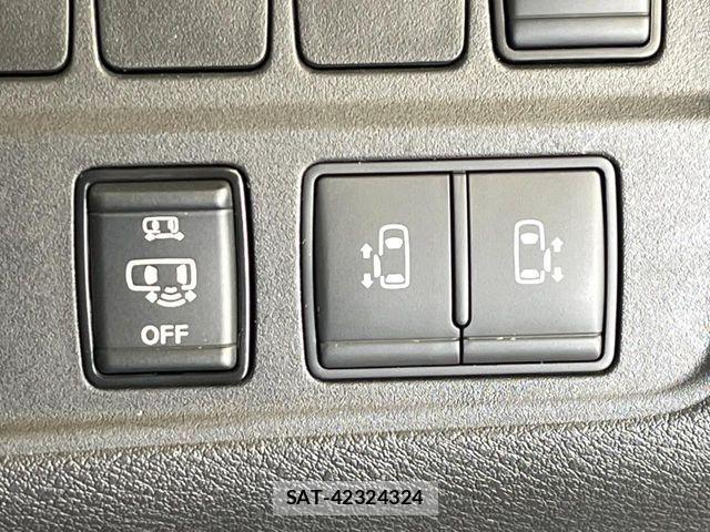 Nissan SERENA 2021-09 8132258-5