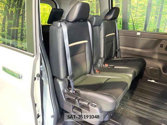 Nissan SERENA 2023-03 8132244-9