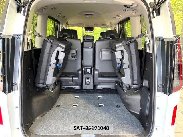 Nissan SERENA 2023-03 8132244-10
