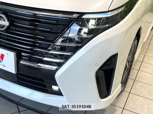 Nissan SERENA 2023-03 8132244-12