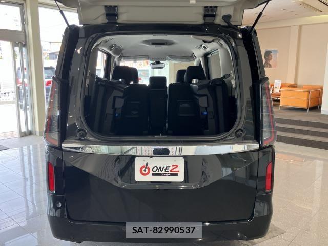 Nissan SERENA 2023-08 8132251-26