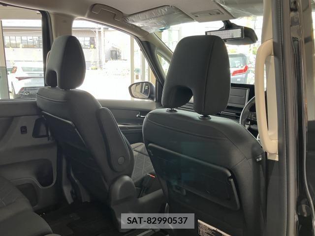 Nissan SERENA 2023-08 8132251-29