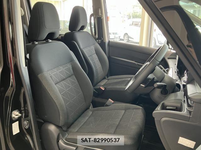 Nissan SERENA 2023-08 8132251-6