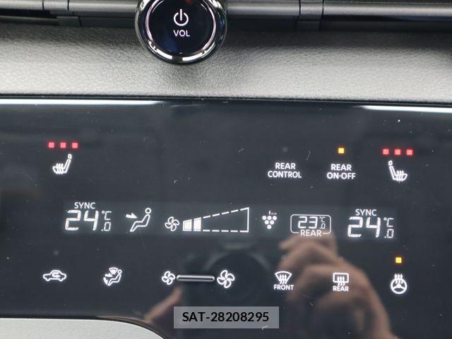 Nissan SERENA 2023-06 8132233-18