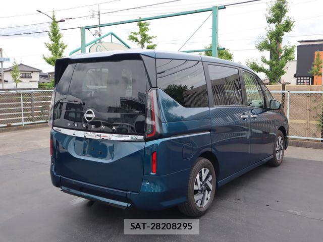 Nissan SERENA 2023-06 8132233-25
