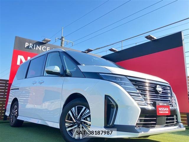 Nissan SERENA 2023-09 8132236-0