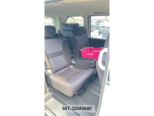 Nissan SERENA 2009-06 8132275-9
