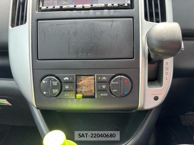 Nissan SERENA 2009-06 8132275-15